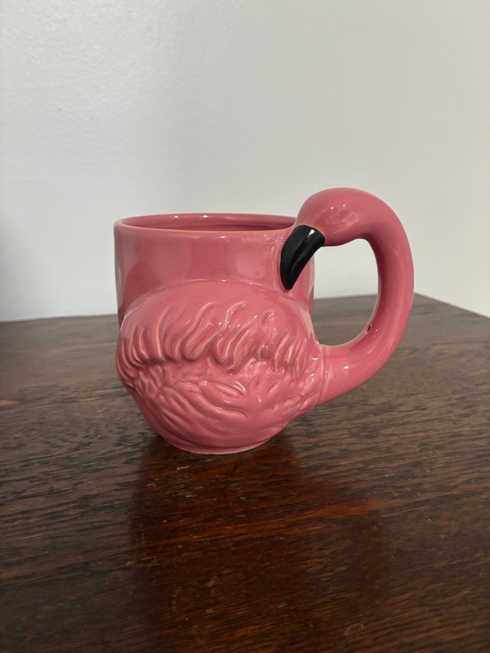 NWT- Pink Flamingo Ceramic Mug with Sculpted Feathers & Handle 🦩